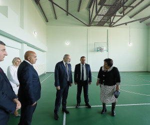 Վարչապետն այցելել է Եղեգնաձորի նորակառույց թիվ 1 հիմնական դպրոց