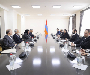Armenian Foreign Minister, Top Iranian Official Discuss Regional Security