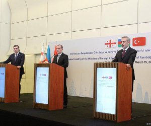 Turkey, Georgia, Azerbaijan FMs Sign Cooperation Agreement