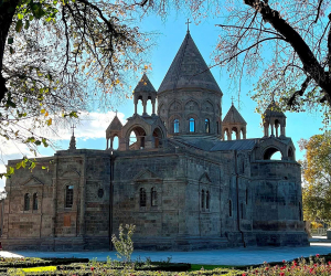 Նոր նշանակումներ Մայր Աթոռում