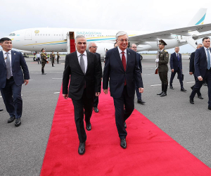 Ղազախստանի նախագահը պաշտոնական այցով ժամանել է Հայաստան
