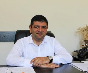 Կապան համայնքի բնակավայրերից մեկի բնակիչը փորձել է հրդեհել Կապանի համայնքապետի ավտոմեքենան