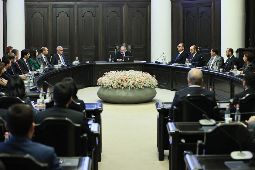 Կառավարության նիստը՝ ուղիղ հեռարձակմամբ