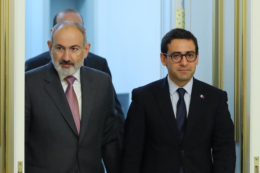 Pashinyan, French Foreign Minister Meet in Yerevan