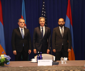 Մեկնարկել է Արարատ Միրզոյանի, Էնթոնի Բլինքենի և Ջեյհուն Բայրամովի հանդիպումը