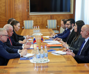 ՆԳ նախարարը ՌԴ արտակարգ և լիազոր դեսպանի հետ քննարկել է փոխադարձ հետաքրքրություն ներկայացնող հարցեր