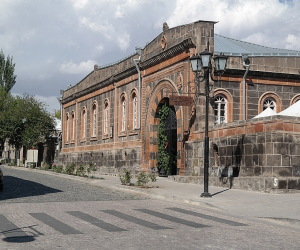 Զբոսաշրջության վարկային ծրագիրը ձախողած կառավարությունը նոր վարկային ծրագրի մասին է ազդարարում