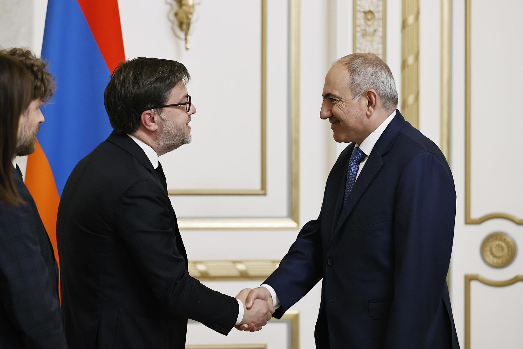 Վարչապետն ընդունել է Մարսելի քաղաքապետի գլխավորած պատվիրակությանը