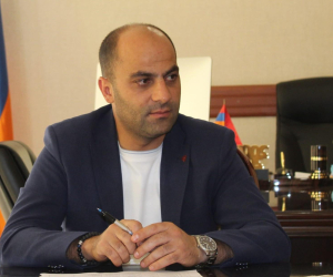 Արտաշատ համայնքի ղեկավարը շահերի բախման վերաբերյալ հայտարարություն է ներկայացրել․ մրցույթում հաղթել է ավագանու անդամի ընկերությունը