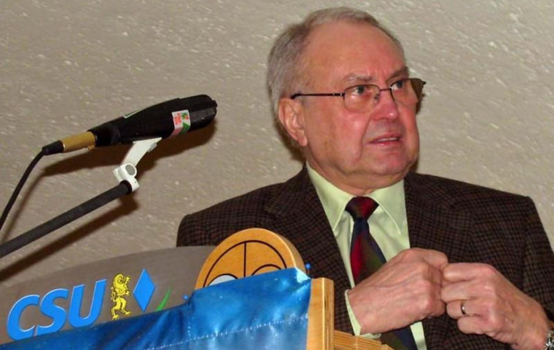 Former German MP Affirms Indictment Accusing Him of Taking Bribes from Azerbaijan