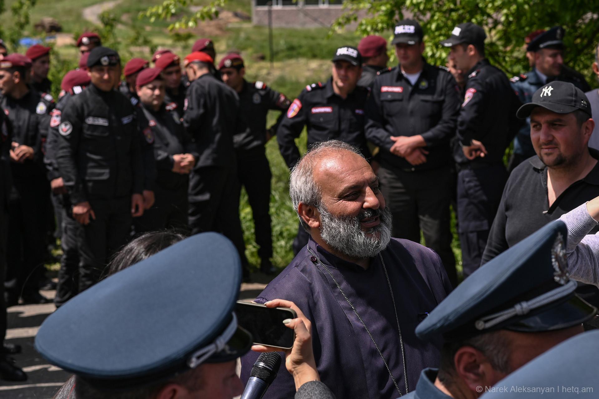 Opposition Archbishop Gets Two Months Pre-Trial Detention on Terrorism Charges
