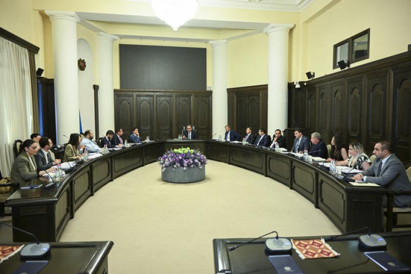Կայացել է Ներդրումային ծրագրերին աջակցող միջգերատեսչական հանձնաժողովի նիստը