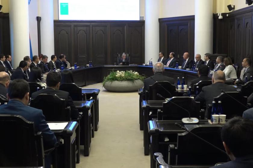 Կառավարության նիստը՝ ուղիղ հեռարձակմամբ