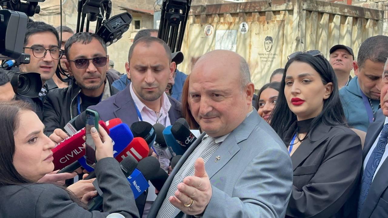 Police Arrest Gyumri Mayor for Bribery