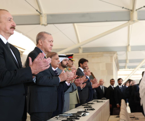 Erdoğan, in Baku, Commends Pashinyan for Facilitating Normalization with Azerbaijan
