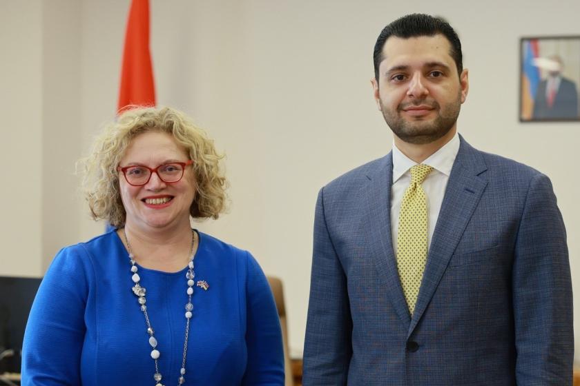 Armenian Environment Minister, U.K. Ambassador Discuss COP 17 Preparations