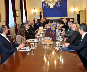 Հայաստանի և Հունաստանի նախագահների գլխավորությամբ երկրների պատվիրակություններն ընդլայնված կազմերով հանդիպում են ունեցել