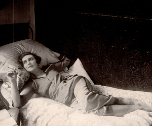 Հայկական Մելպոմենայի տաճարի չքնաղագույն և արևահամ դիցուհին. Արուս Ոսկանեան (մաս 1)