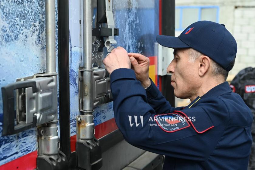 Armenia Sends Humanitarian Aid to Iran