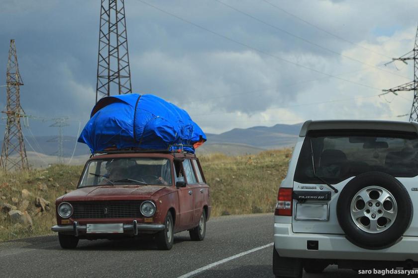 NGOs in Armenia Condemn Pashinyan's Verbal Abuse of Displaced Artsakh Woman