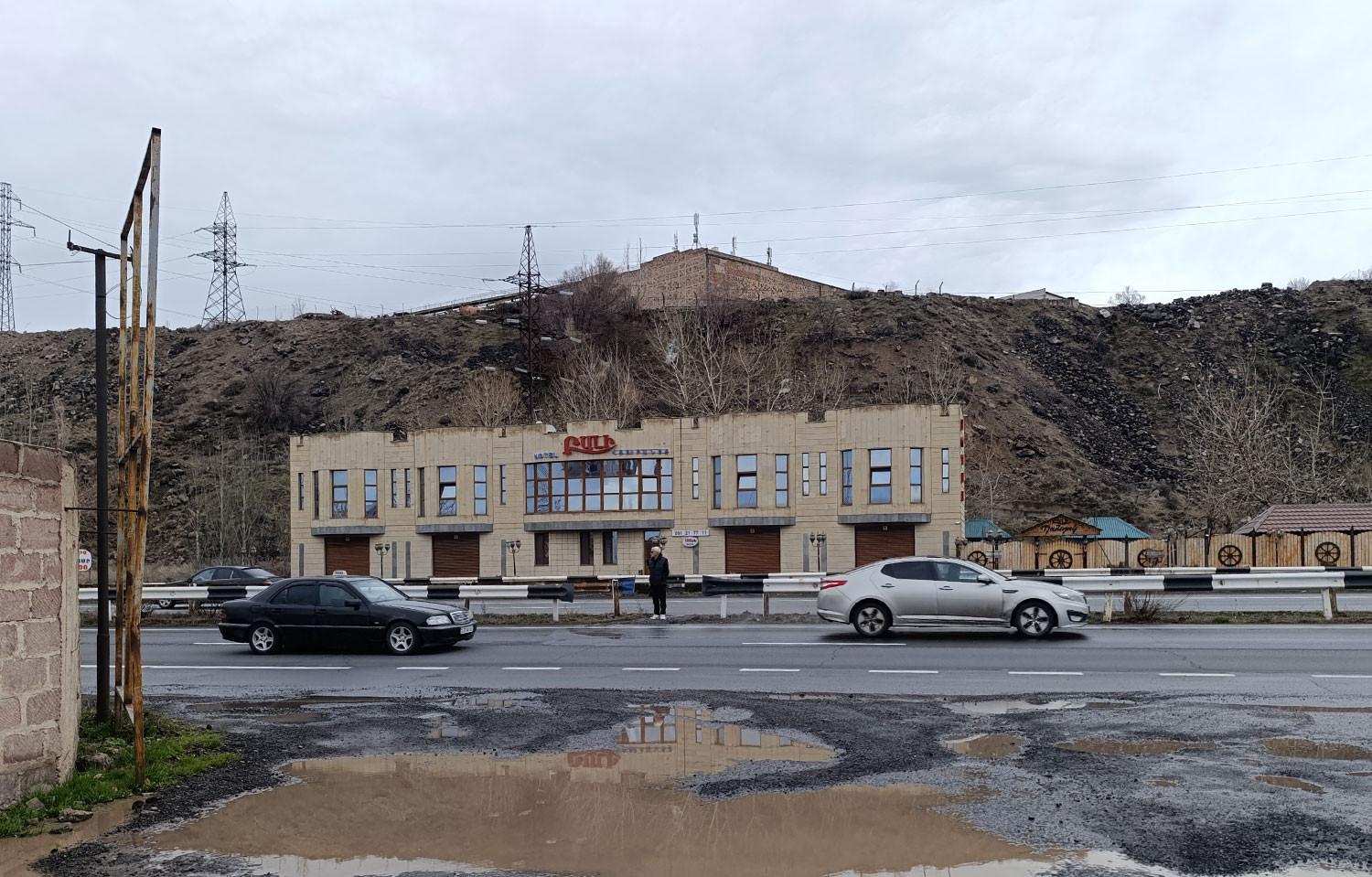 Վտանգավոր անցում. Պտղնու բնակիչները գործադիրին խնդրում են հետիոտնային թույլատրելի անցում ստեղծել