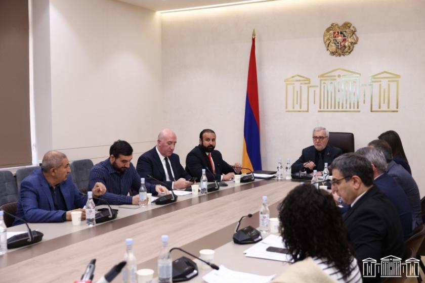 Armenia: Parliament Committee Rejects Bill to Raise Military Conscription Age