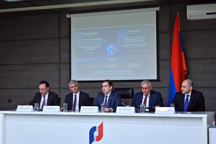 ՊԵԿ նախագահը հանդիպել է հարկ վճարողների հետ