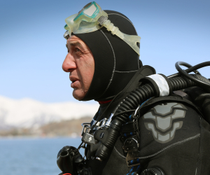 Լճի տակ, ինչպես Լուսնի վրա