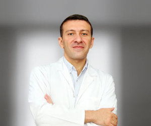 «7 ժամից քիչ քնողների մոտ ավելի բարձր է ընդհանուր հիվանդացությունը և մահացության ռիսկը». Սամսոն Խաչատրյան