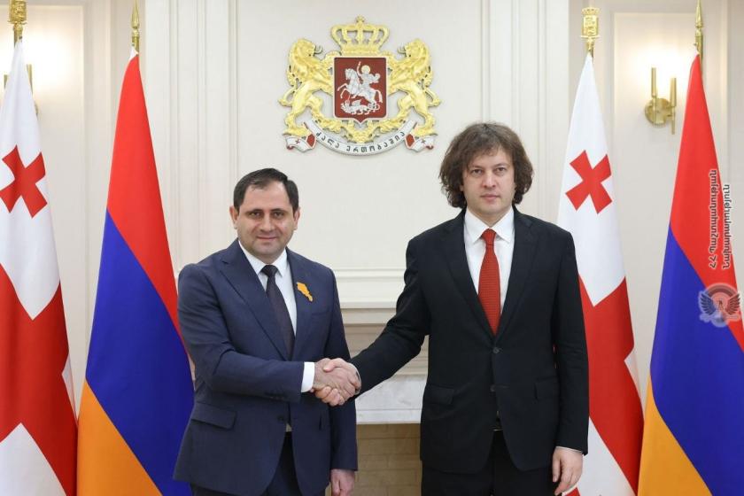 Սուրեն Պապիկյանը հանդիպել է Վրաստանի վարչապետ Իրակլի Կոբախիձեի հետ