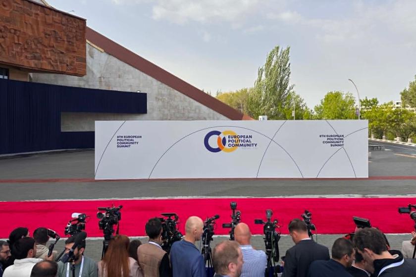 В Ереване проходят саммиты Европейского политического сообщества и Армения-ЕС