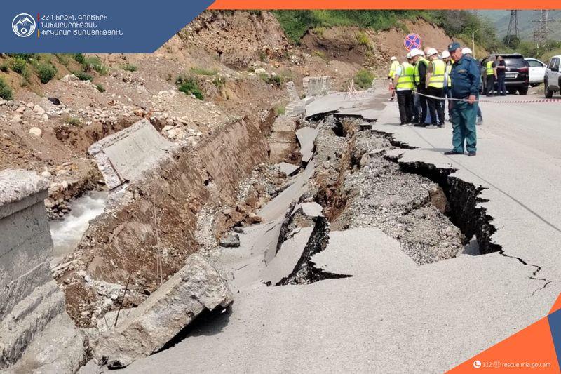 Փլուզվել է Ողջի գետի հարակից պատնեշը