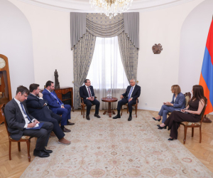 Փոխվարչապետ Մհեր Գրիգորյանն ընդունել է Խաղաղության առաքելությունների հարցերով ԱՄՆ հատուկ բանագնացի ավագ խորհրդականին