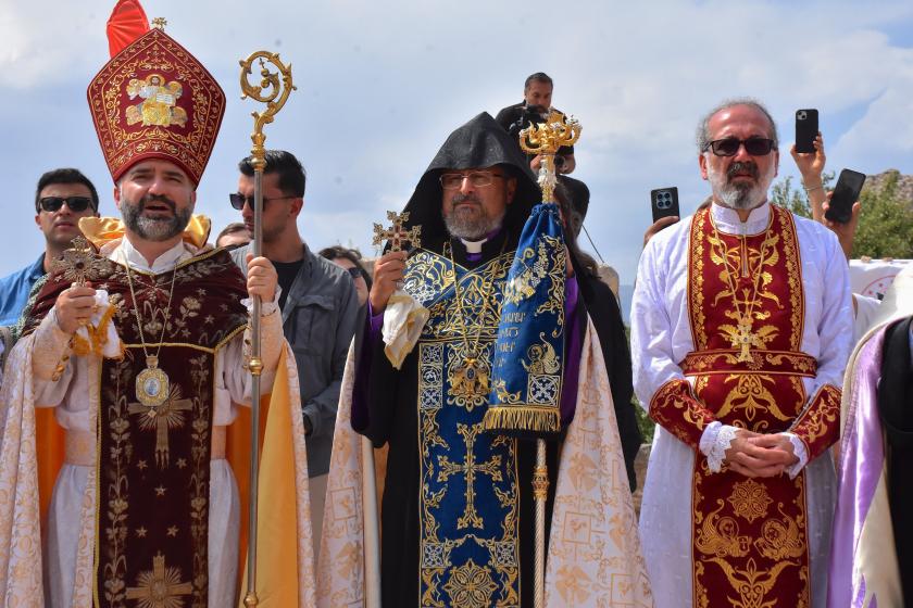 Armenian Constantinople Patriarch Calls for Restoration of Armenia-Turkey Relations