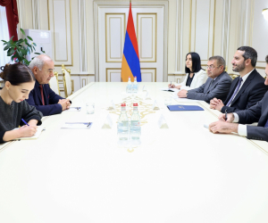 Ռուբեն Ռուբինյանն ընդունել է Հայաստանում Վրաստանի դեսպանին