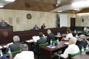 Арам Симонян переизбран ректором ЕГУ