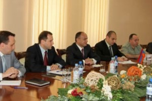 Visiting U.S. Official Thanks Armenia for Afghan Peacekeepers