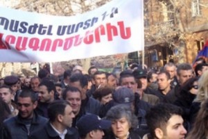 Հասարակությունը եւ քաղաքական օրակարգը