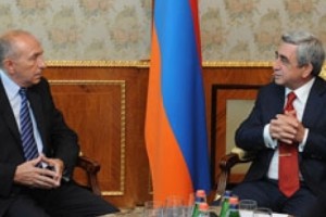 Նախագահն ընդունել է Լիոնի քաղաքապետին