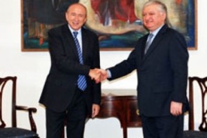 Նալբանդյանն ու Կոլոմբը քննարկել են հայ-ֆրանսիական բազմաբովանդակ 
համագործակցության զարգացումը