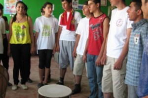Հրանուշ Հակոբյանի տարազներն ու Հասմիկ Պողոսյանի պատասխանը` «Ջավախք»  
ազգագրական համույթին (վիդեո)