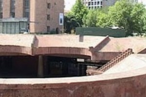 Гостиница международного класса возле станции метро “Площадь Республики” в Ереване