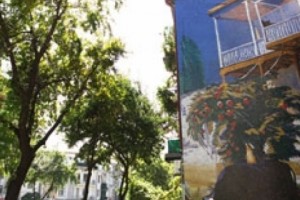 Մարտիրոս Սարյանի «Իմ բակը» կտավի խճանկար-պաննոն՝ Մոսկովյան 36 հասցեում