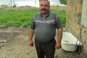 Գյուղապետի միակ ելքը. «Վերցնել գյուղատնտեսական գործիքները, գնալ դրանց բոլորին 
սատկացնել ու պրծնել»
