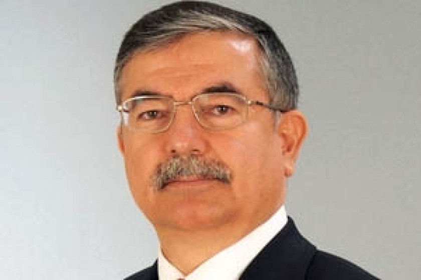 Turkey Signs Military Pact with Azerbaijan