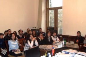Раффи Ованнисян и депутаты “Наследия” в Национальном собрании встретились с 
представителями молодежи
