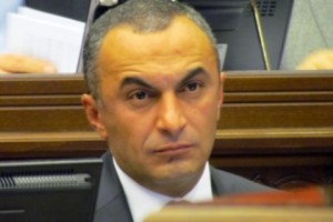 Պատգամավորը կենսագրություն չունի՞