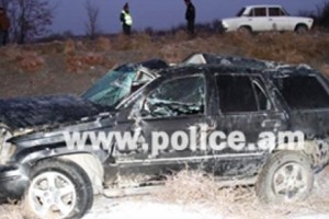 Մեքենան ընկել է ձորը. 1 զոհ, 1 վիրավոր