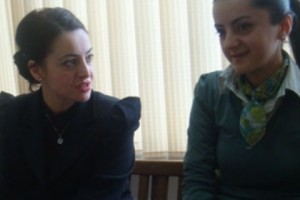 «168 ժամ» թերթի և լրագրողի դեմ գործով դատական նիստը հետաձգվեց
