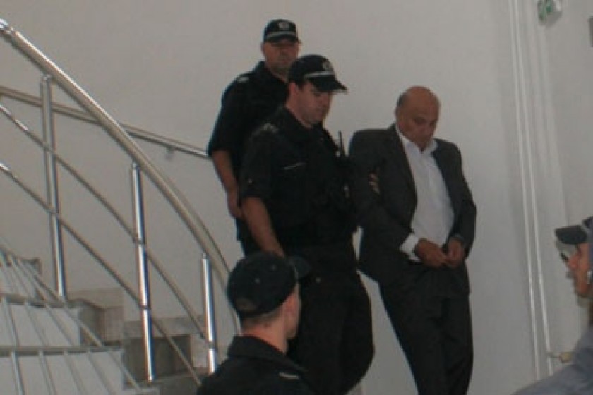 Bulgaria's Roma "Tsar" Gets 3.5 Year Sentence for Death Threats